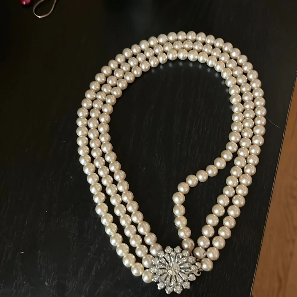 SOLD AT YARDSALE Vintage glass Pearl Japanese costume necklace - Picture 1 of 7